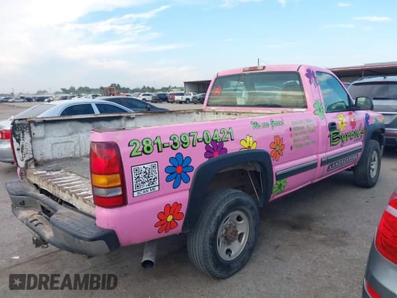 ✅ 2002 Chevrolet Silverado 2500HD • VIN: 1GCHC24U32E235176 • Lot: 43339369. Wystawiony na IAAI z przebiegiem Nie podano. Bezpłatny archiwum sprzedaży aukcyjnych z USA i szczegółowy raport historii pojazdu na DreamBid. Zdjęcie 4.