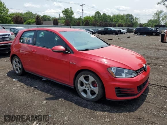 ✅ 2015 Volkswagen Golf GTI S • VIN: 3VWYT7AU1FM035928 • Lot: 60238365. Wystawiony na Copart z przebiegiem 166 157 mil. Bezpłatny archiwum sprzedaży aukcyjnych z USA i szczegółowy raport historii pojazdu na DreamBid. Zdjęcie 4.