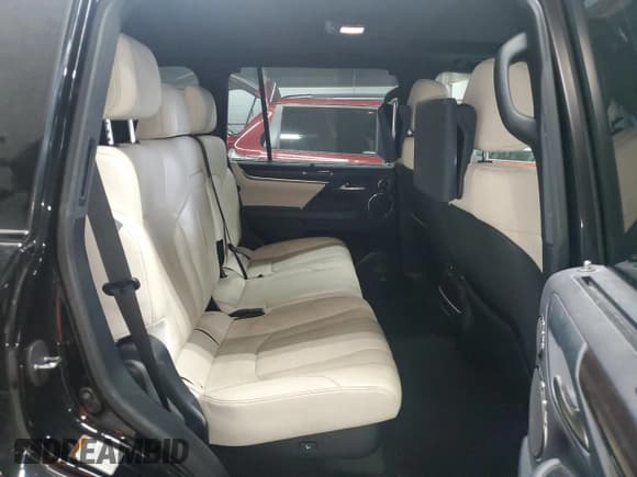 ✅ 2019 Lexus LX 570 • VIN: JTJHY7AX1K4298499 • Lot: 90107835. Wystawiony na Copart z przebiegiem 135 615 mil. Bezpłatny archiwum sprzedaży aukcyjnych z USA i szczegółowy raport historii pojazdu na DreamBid. Zdjęcie 11.