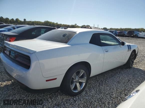 ✅ 2015 Dodge Challenger SXT • VIN: 2C3CDZAG7FH775454 • Lot: 89516665. Wystawiony na Copart z przebiegiem 203 203 mil. Bezpłatny archiwum sprzedaży aukcyjnych z USA i szczegółowy raport historii pojazdu na DreamBid. Zdjęcie 3.