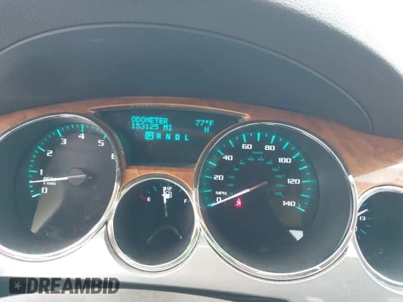 ✅ 2012 Buick Enclave Leather • VIN: 5GAKVCEDXCJ319462 • Lot: 43335032. Wystawiony na IAAI z przebiegiem 153 125 mil. Bezpłatny archiwum sprzedaży aukcyjnych z USA i szczegółowy raport historii pojazdu na DreamBid. Zdjęcie 7.