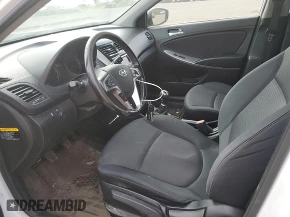 ✅ 2016 Hyundai Accent Sport • VIN: KMHCU5AE3GU248976 • Лот: 82043095. Опубликован ранее на Copart с пробегом 161 951 миль. Бесплатный доступ к архиву аукционных продаж из США и подробный отчёт об истории автомобиля на DreamBid. Изображение 7.