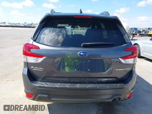 ✅ 2020 Subaru Forester Premium • VIN: JF2SKAJC5LH590057 • Lot: 43449942. Listed on IAAI with 45,466 mi. Free auction sales archive from the USA and detailed vehicle history report at DreamBid. Image 16.