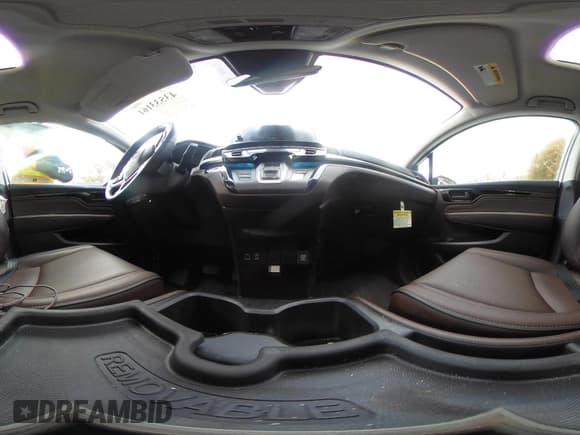 ✅ 2025 Honda Odyssey Touring • VIN: 5FNRL6H80SB006123 • Lot: 43533161. Listed on IAAI with 6,942 mi. Free auction sales archive from the USA and detailed vehicle history report at DreamBid. Image 19.