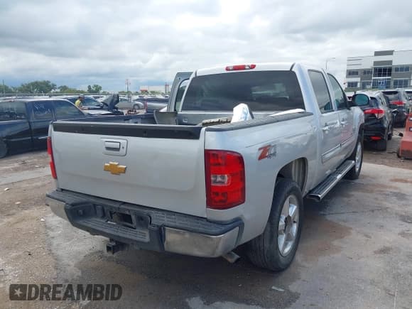 ✅ 2013 Chevrolet Silverado 1500 LT • VIN: 3GCPCSE08DG242403 • Lot: 43282499. Listed on IAAI with 115,108 mi. Free auction sales archive from the USA and detailed vehicle history report at DreamBid. Image 4.