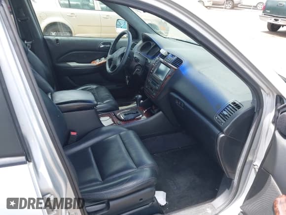 ✅ 2002 Acura MDX • VIN: 2HNYD18442H529092 • Lot: 42216857. Wystawiony na IAAI z przebiegiem 101 828 mil. Bezpłatny archiwum sprzedaży aukcyjnych z USA i szczegółowy raport historii pojazdu na DreamBid. Zdjęcie 5.