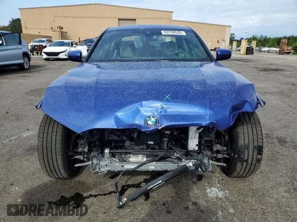 ✅ 2023 BMW 3 Series 330i xDrive • VIN: 3MW89FF07P8D31173 • Lot: 53730535. Listed on Copart with 21,217 mi. Free auction sales archive from the USA and detailed vehicle history report at DreamBid. Image 5.