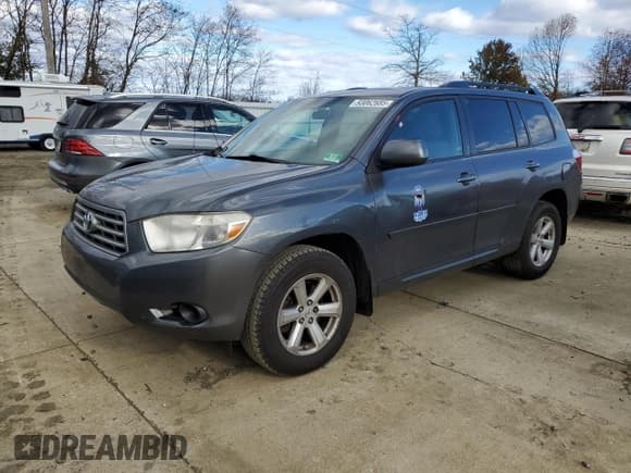 ✅ 2010 Toyota Highlander • VIN: 5TDBK3EH0AS016121 • Lot: 93062685. Listed on Copart with 282,613 mi. Free auction sales archive from the USA and detailed vehicle history report at DreamBid. Image 1.