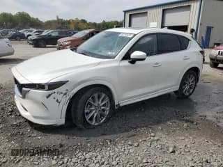 ✅ 2024 Mazda CX-5 S Premium Plus • VIN: JM3KFBEMXR0382489 • Лот: 80269625. Опубликован ранее на Copart с пробегом 17 296 миль. Бесплатный доступ к архиву аукционных продаж из США и подробный отчёт об истории автомобиля на DreamBid. Изображение 1.