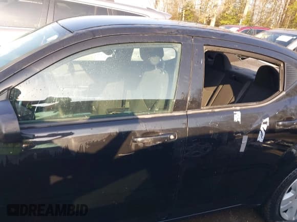 ✅ 2014 Dodge Avenger SE • VIN: 1C3CDZAB6EN225785 • Lot: 41479155. Wystawiony na IAAI z przebiegiem 153 389 mil. Bezpłatny archiwum sprzedaży aukcyjnych z USA i szczegółowy raport historii pojazdu na DreamBid. Zdjęcie 14.