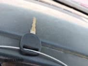 ✅ 2003 Chevrolet Silverado 2500HD • VIN: 1GCHC24173E221143 • Lot: 42827152. Wystawiony na IAAI z przebiegiem 419 152 mil. Bezpłatny archiwum sprzedaży aukcyjnych z USA i szczegółowy raport historii pojazdu na DreamBid. Zdjęcie 11.