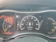 ✅ 2018 Jeep Grand Cherokee Altitude • VIN: 1C4RJEAG5JC430989 • Lot: 86828365. Wystawiony na Copart z przebiegiem 126 145 mil. Bezpłatny archiwum sprzedaży aukcyjnych z USA i szczegółowy raport historii pojazdu na DreamBid. Zdjęcie 9.