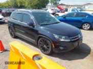 ✅ 2013 Volkswagen Tiguan S • VIN: WVGAV3AX5DW568567 • Лот: 43186252. Опубликован ранее на IAAI с пробегом 106 845 миль. Бесплатный доступ к архиву аукционных продаж из США и подробный отчёт об истории автомобиля на DreamBid. Изображение 1.