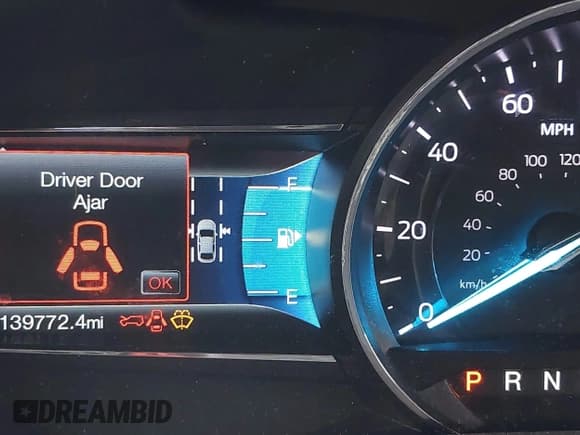 ✅ 2017 Ford Explorer Limited • VIN: 1FM5K7F84HGD86619 • Lot: 43545889. Wystawiony na IAAI z przebiegiem 139 772 mil. Bezpłatny archiwum sprzedaży aukcyjnych z USA i szczegółowy raport historii pojazdu na DreamBid. Zdjęcie 7.