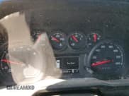 ✅ 2019 Chevrolet Silverado 1500 Work Truck • VIN: 1GCRYAEF9KZ180516 • Lot: 71236984. Wystawiony na Copart z przebiegiem 161 820 mil. Bezpłatny archiwum sprzedaży aukcyjnych z USA i szczegółowy raport historii pojazdu na DreamBid. Zdjęcie 9.