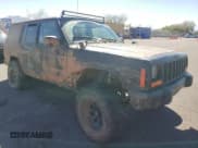 ✅ 2000 Jeep Cherokee • VIN: 1J4FF48S6YL166145 • Lot: 85129215. Wystawiony na Copart z przebiegiem 186 626 mil. Bezpłatny archiwum sprzedaży aukcyjnych z USA i szczegółowy raport historii pojazdu na DreamBid. Zdjęcie 4.