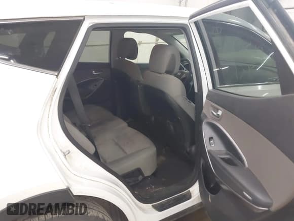 ✅ 2013 Hyundai Santa Fe Sport • VIN: 5XYZTDLB1DG028229 • Лот: 43384964. Опубликован ранее на IAAI с пробегом 166 048 миль. Бесплатный доступ к архиву аукционных продаж из США и подробный отчёт об истории автомобиля на DreamBid. Изображение 8.