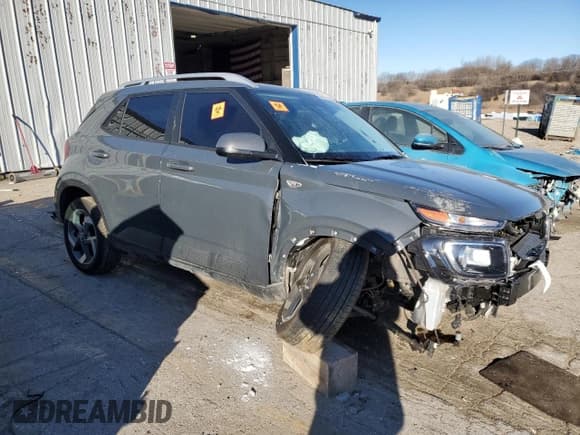✅ 2024 Hyundai Venue Limited • VIN: KMHRC8A33RU324132 • Lot: 82332224. Listed on Copart with Not provided. Free auction sales archive from the USA and detailed vehicle history report at DreamBid. Image 4.