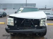 ✅ 2004 Cadillac Escalade ESV • VIN: 3GYFK66N14G313225 • Лот: 41433052. Опубликован ранее на IAAI с пробегом 239 233 миль. Бесплатный доступ к архиву аукционных продаж из США и подробный отчёт об истории автомобиля на DreamBid. Изображение 13.