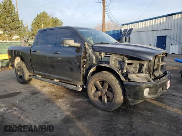 ✅ 2018 Ram 1500 Big Horn • VIN: 1C6RR7LT3JS233007 • Lot: 82578395. Wystawiony na Copart z przebiegiem 89 732 mil. Bezpłatny archiwum sprzedaży aukcyjnych z USA i szczegółowy raport historii pojazdu na DreamBid. Zdjęcie 4.