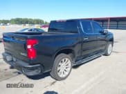 ✅ 2019 Chevrolet Silverado 1500 High Country • VIN: 3GCUYHEL0KG134498 • Lot: 43407436. Wystawiony na IAAI z przebiegiem 66 321 mil. Bezpłatny archiwum sprzedaży aukcyjnych z USA i szczegółowy raport historii pojazdu na DreamBid. Zdjęcie 4.