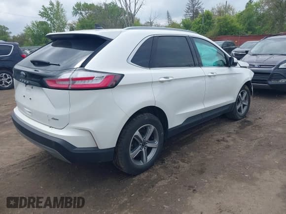 ✅ 2023 Ford Edge SEL • VIN: 2FMPK4J93PBA52725 • Lot: 42265031. Wystawiony na IAAI z przebiegiem 24 793 mil. Bezpłatny archiwum sprzedaży aukcyjnych z USA i szczegółowy raport historii pojazdu na DreamBid. Zdjęcie 4.