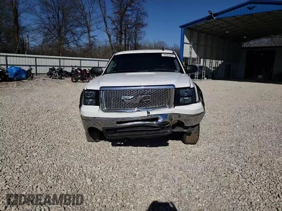 ✅ 2013 GMC Sierra 1500 SLE • VIN: 3GTP2VEA6DG116506 • Лот: 48463265. Опубликован ранее на Copart с пробегом 176 219 миль. Бесплатный доступ к архиву аукционных продаж из США и подробный отчёт об истории автомобиля на DreamBid. Изображение 11.