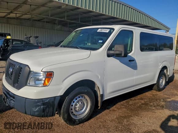 ✅ 2016 Nissan NV S • VIN: 5BZBF0AA8GN853211 • Lot: 91742225. Listed on Copart with 24,379 mi. Free auction sales archive from the USA and detailed vehicle history report at DreamBid. Image 1.
