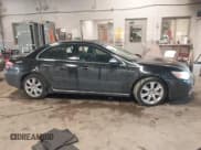 ✅ 2010 Acura RL Technology • VIN: JH4KB2F69AC000832 • Lot: 41297028. Wystawiony na IAAI z przebiegiem 197 020 mil. Bezpłatny archiwum sprzedaży aukcyjnych z USA i szczegółowy raport historii pojazdu na DreamBid. Zdjęcie 13.