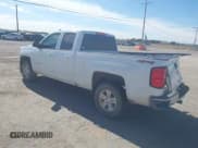 ✅ 2019 Chevrolet Silverado 1500 LT • VIN: 2GCVKPEC6K1178207 • Lot: 43645117. Wystawiony na IAAI z przebiegiem 128 111 mil. Bezpłatny archiwum sprzedaży aukcyjnych z USA i szczegółowy raport historii pojazdu na DreamBid. Zdjęcie 3.