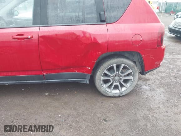 ✅ 2017 Jeep Compass Sport • VIN: 1C4NJCBA8HD166880 • Лот: 42593173. Опубликован ранее на IAAI с пробегом 110 397 миль. Бесплатный доступ к архиву аукционных продаж из США и подробный отчёт об истории автомобиля на DreamBid. Изображение 6.