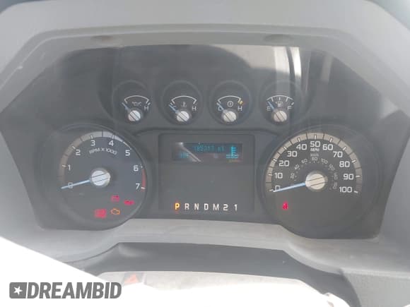 ✅ 2016 Ford F-350 XL • VIN: 1FDBF3A6XGEB61962 • Лот: 43687114. Опубликован ранее на IAAI с пробегом 185 317 миль. Бесплатный доступ к архиву аукционных продаж из США и подробный отчёт об истории автомобиля на DreamBid. Изображение 7.