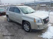 ✅ 2015 GMC Terrain SLE • VIN: 2GKFLWEKXF6359536 • Lot: 43823423. Wystawiony na IAAI z przebiegiem 83 328 mil. Bezpłatny archiwum sprzedaży aukcyjnych z USA i szczegółowy raport historii pojazdu na DreamBid. Zdjęcie 1.
