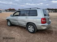 ✅ 2003 Toyota Highlander • VIN: JTEGF21A330101646 • Лот: 92177935. Опубликован ранее на Copart с пробегом 193 371 миль. Бесплатный доступ к архиву аукционных продаж из США и подробный отчёт об истории автомобиля на DreamBid. Изображение 2.