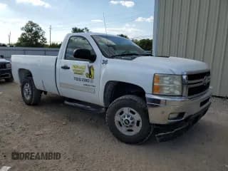✅ 2011 Chevrolet Silverado 2500HD • VIN: 1GC0CXCG4BF106959 • Lot: 73611404. Wystawiony na Copart z przebiegiem 265 555 mil. Bezpłatny archiwum sprzedaży aukcyjnych z USA i szczegółowy raport historii pojazdu na DreamBid. Zdjęcie 1.