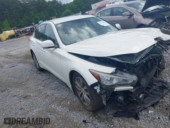 ✅ 2021 Infiniti Q50 Pure • VIN: JN1EV7APXMM700248 • Lot: 42240904. Listed on IAAI with 33,449 mi. Free auction sales archive from the USA and detailed vehicle history report at DreamBid. Image 1.
