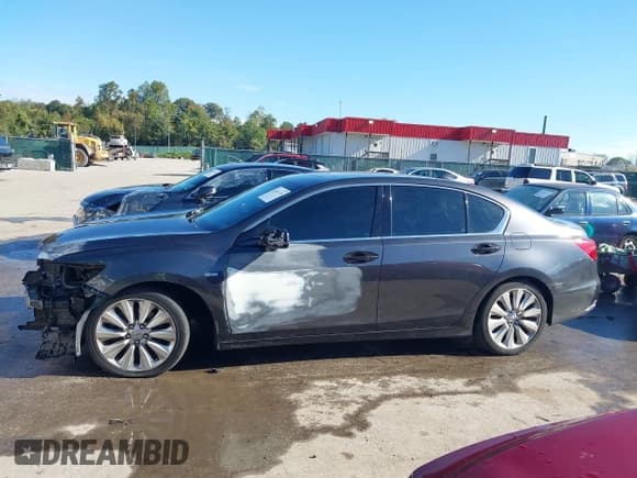 ✅ 2016 Acura RLX Hybrid Advance • VIN: JH4KC2F91GC000369 • Lot: 43451739. Listed on IAAI with 92,908 mi. Free auction sales archive from the USA and detailed vehicle history report at DreamBid. Image 15.