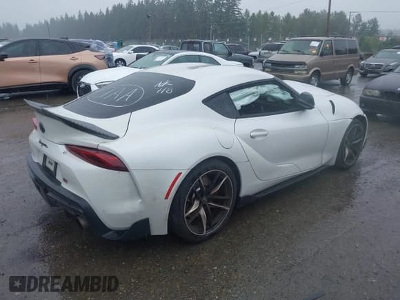 ✅ 2021 Toyota Supra 3.0 • VIN: WZ1DB0C06MW035959 • Лот: 42919100. Опубликован ранее на IAAI с пробегом Не указан. Бесплатный доступ к архиву аукционных продаж из США и подробный отчёт об истории автомобиля на DreamBid. Изображение 4.