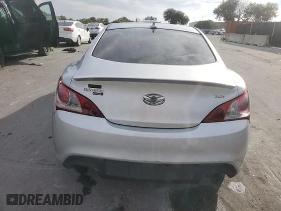 ✅ 2012 Hyundai Genesis Coupe Premium • VIN: KMHHT6KD2CU075286 • Лот: 90823085. Опубликован ранее на Copart с пробегом 128 211 миль. Бесплатный доступ к архиву аукционных продаж из США и подробный отчёт об истории автомобиля на DreamBid. Изображение 6.