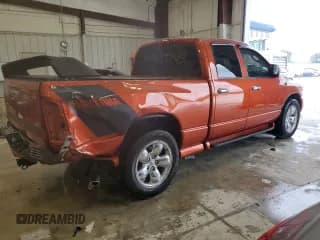 ✅ 2005 Dodge 1500 SLT • VIN: 1D7HA18D05J639385 • Лот: 63120064. Опубликован ранее на Copart с пробегом 150 779 миль. Бесплатный доступ к архиву аукционных продаж из США и подробный отчёт об истории автомобиля на DreamBid. Изображение 3.