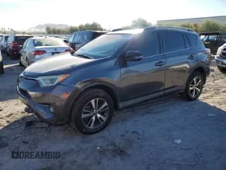 ✅ 2018 Toyota RAV4 XLE • VIN: JTMRFREV6JJ718520 • Лот: 85415905. Опубликован ранее на Copart с пробегом 200 358 миль. Бесплатный доступ к архиву аукционных продаж из США и подробный отчёт об истории автомобиля на DreamBid. Изображение 1.