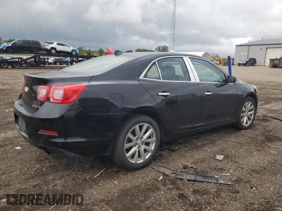 ✅ 2013 Chevrolet Malibu LTZ • VIN: 1G11H5SA2DU127985 • Лот: 83780125. Опубликован ранее на Copart с пробегом 151 390 миль. Бесплатный доступ к архиву аукционных продаж из США и подробный отчёт об истории автомобиля на DreamBid. Изображение 3.