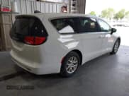 ✅ 2023 Chrysler Voyager LX • VIN: 2C4RC1CG6PR525139 • Lot: 42592831. Wystawiony na IAAI z przebiegiem 60 771 mil. Bezpłatny archiwum sprzedaży aukcyjnych z USA i szczegółowy raport historii pojazdu na DreamBid. Zdjęcie 4.