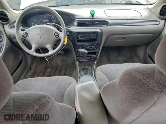 ✅ 2004 Chevrolet Malibu Classic • VIN: 1G1ND52F34M543746 • Лот: 94994025. Опубликован ранее на Copart с пробегом 136 177 миль. Бесплатный доступ к архиву аукционных продаж из США и подробный отчёт об истории автомобиля на DreamBid. Изображение 8.