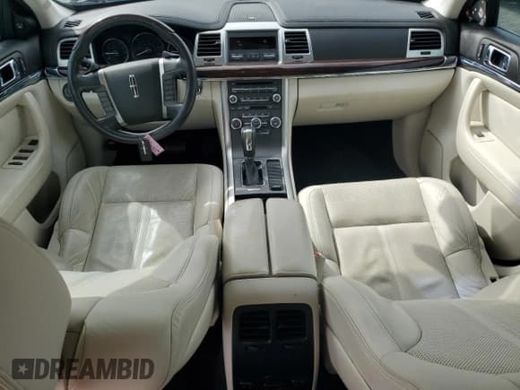 ✅ 2011 Lincoln MKS • VIN: 1LNHL9DR1BG614326 • Лот: 71856555. Опубликован ранее на Copart с пробегом Не указан. Бесплатный доступ к архиву аукционных продаж из США и подробный отчёт об истории автомобиля на DreamBid. Изображение 8.