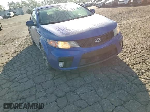 ✅ 2012 Kia Forte SX • VIN: KNAFW6A32C5529149 • Лот: 52002425. Опубликован ранее на Copart с пробегом 180 658 миль. Бесплатный доступ к архиву аукционных продаж из США и подробный отчёт об истории автомобиля на DreamBid. Изображение 11.