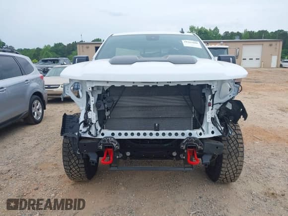 ✅ 2025 Chevrolet Silverado 1500 ZR2 • VIN: 3GCUKHEL1SG170864 • Лот: 42167688. Опубликован ранее на IAAI с пробегом 1 296 миль. Бесплатный доступ к архиву аукционных продаж из США и подробный отчёт об истории автомобиля на DreamBid. Изображение 12.