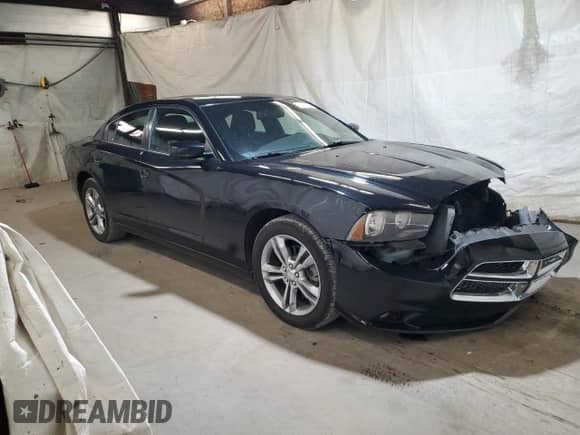 2012 Dodge Charger SXT Plus z VIN 2C3CDXJG8CH178958, wystawiony jako Copart lot #70413935 z przebiegiem 192 707 mil mil oraz Szkoda całkowita • Salvage title. Historia ofert i sprzedaży dostępna na DreamBid. Obrazek 4.