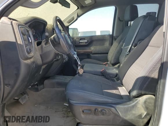 ✅ 2019 Chevrolet Silverado 1500 LT • VIN: 1GCRWCED6KZ181364 • Lot: 73064244. Listed on Copart with 137,974 mi. Free auction sales archive from the USA and detailed vehicle history report at DreamBid. Image 7.