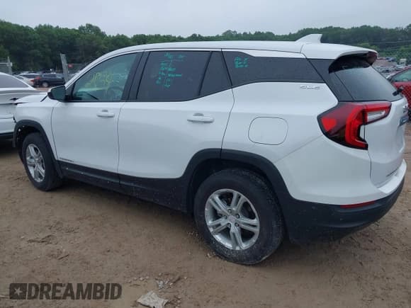 ✅ 2023 GMC Terrain SLE • VIN: 3GKALTEG4PL198456 • Lot: 42522734. Wystawiony na IAAI z przebiegiem 18 557 mil. Bezpłatny archiwum sprzedaży aukcyjnych z USA i szczegółowy raport historii pojazdu na DreamBid. Zdjęcie 3.